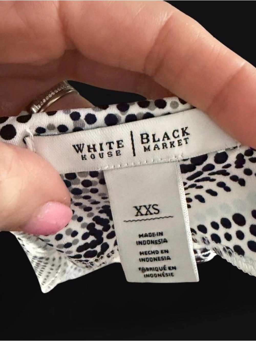 White House Black Market Polka Dot Sleeveless Blouse XXS  Black & White Stretch - Picture 5 of 5